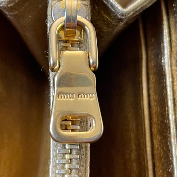 Miu Miu Matelassé gold long zipper wallet - Picture 13 of 13